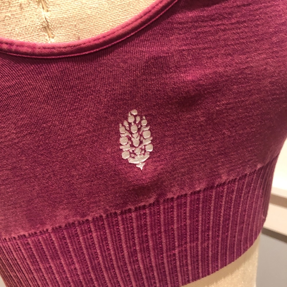 Free People Movement Rounded Square Neck Raspberry Seamless Bralette M/L - Picture 3 of 6